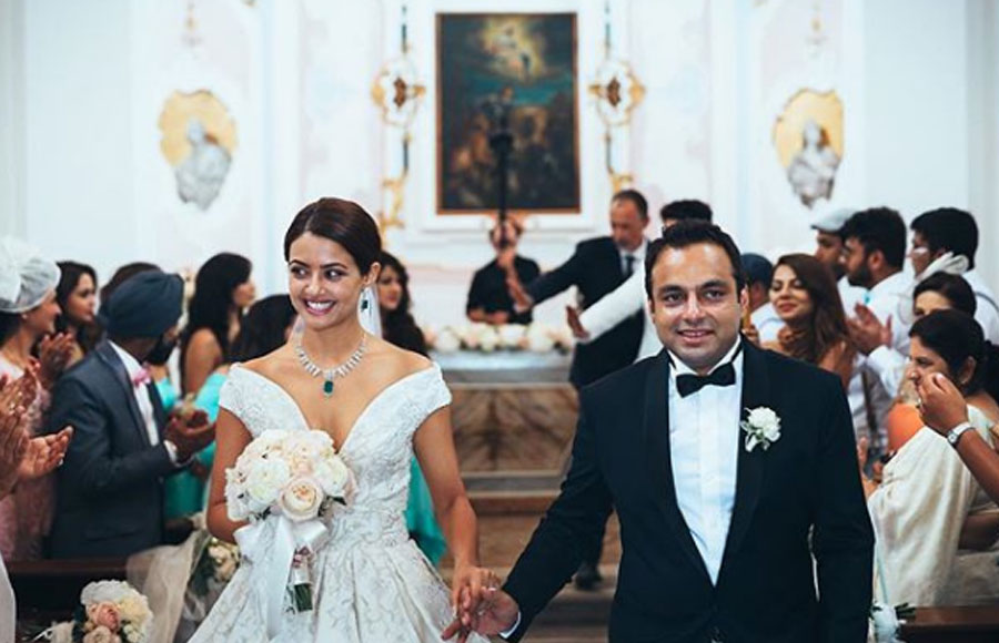 In pics: Surveen Chawla's fairy tale wedding! 