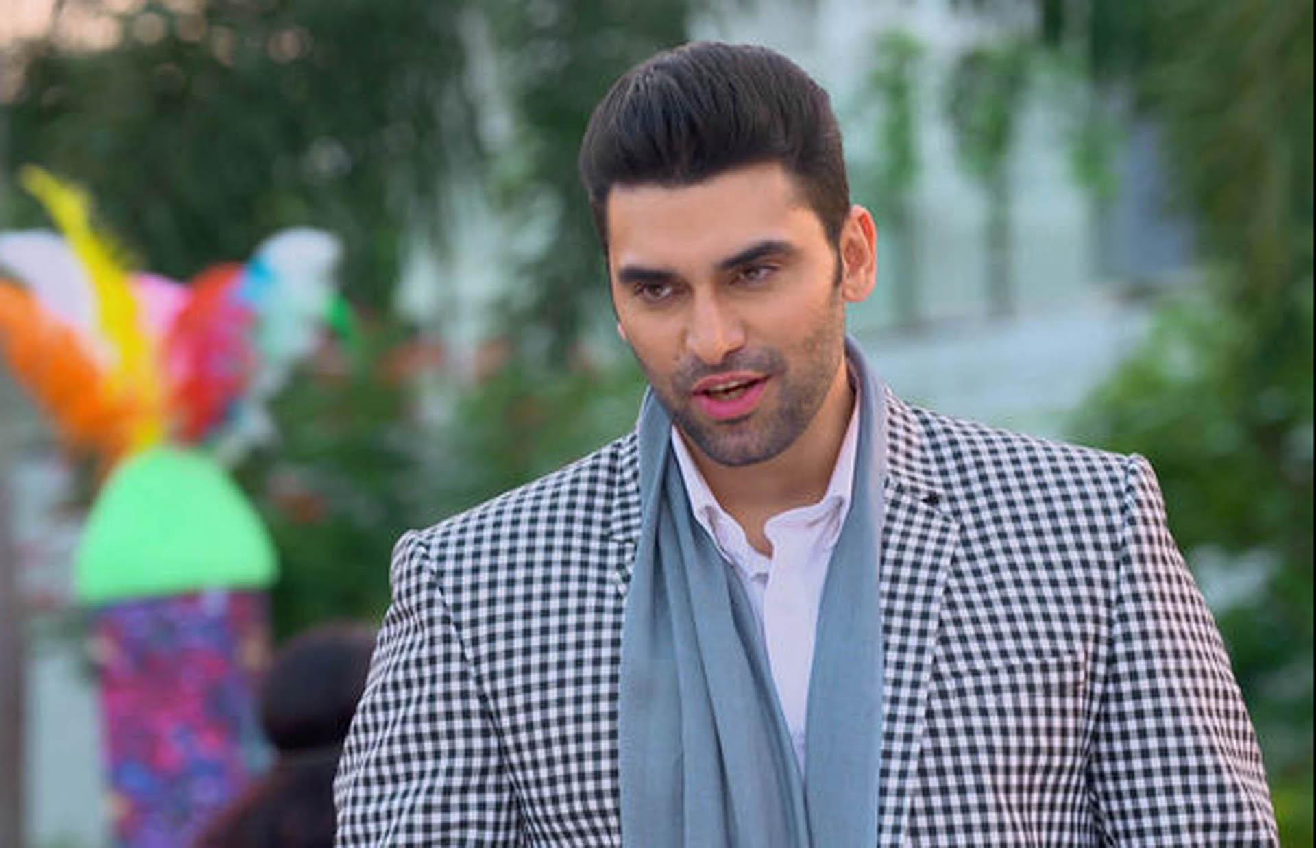 Nikitin Dheer as Dr. Veer in Ishqbaaaz