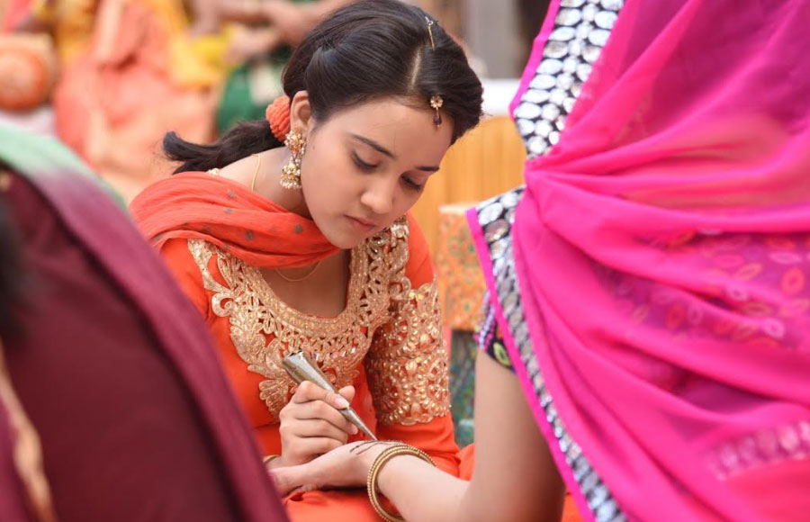 Mehendi celebration in Yeh Un Dinon Ki Baat Hai