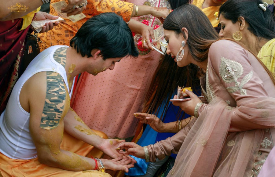 Gautam & Pankhuri's "Color me yellow" moments