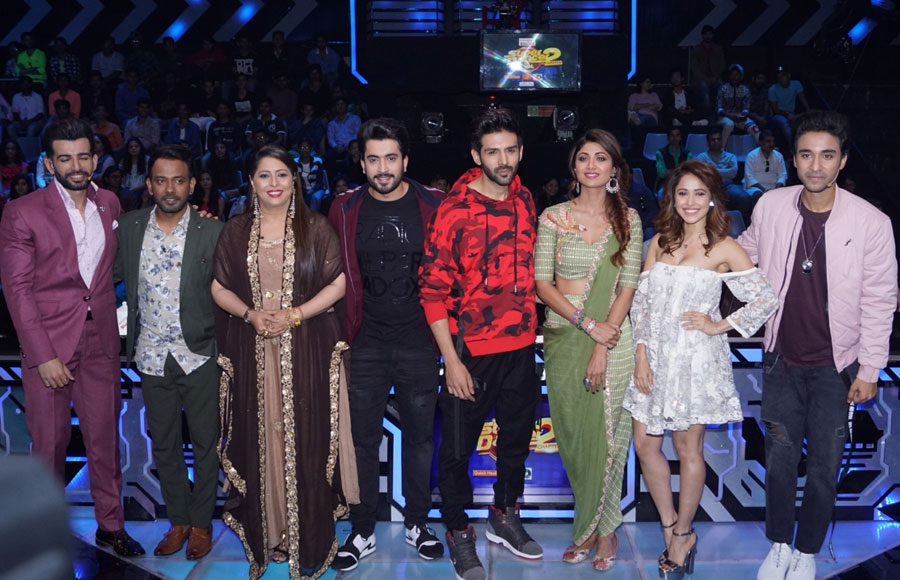 Team 'Sonu Ke Titu Ki Sweety' in Super Dancer