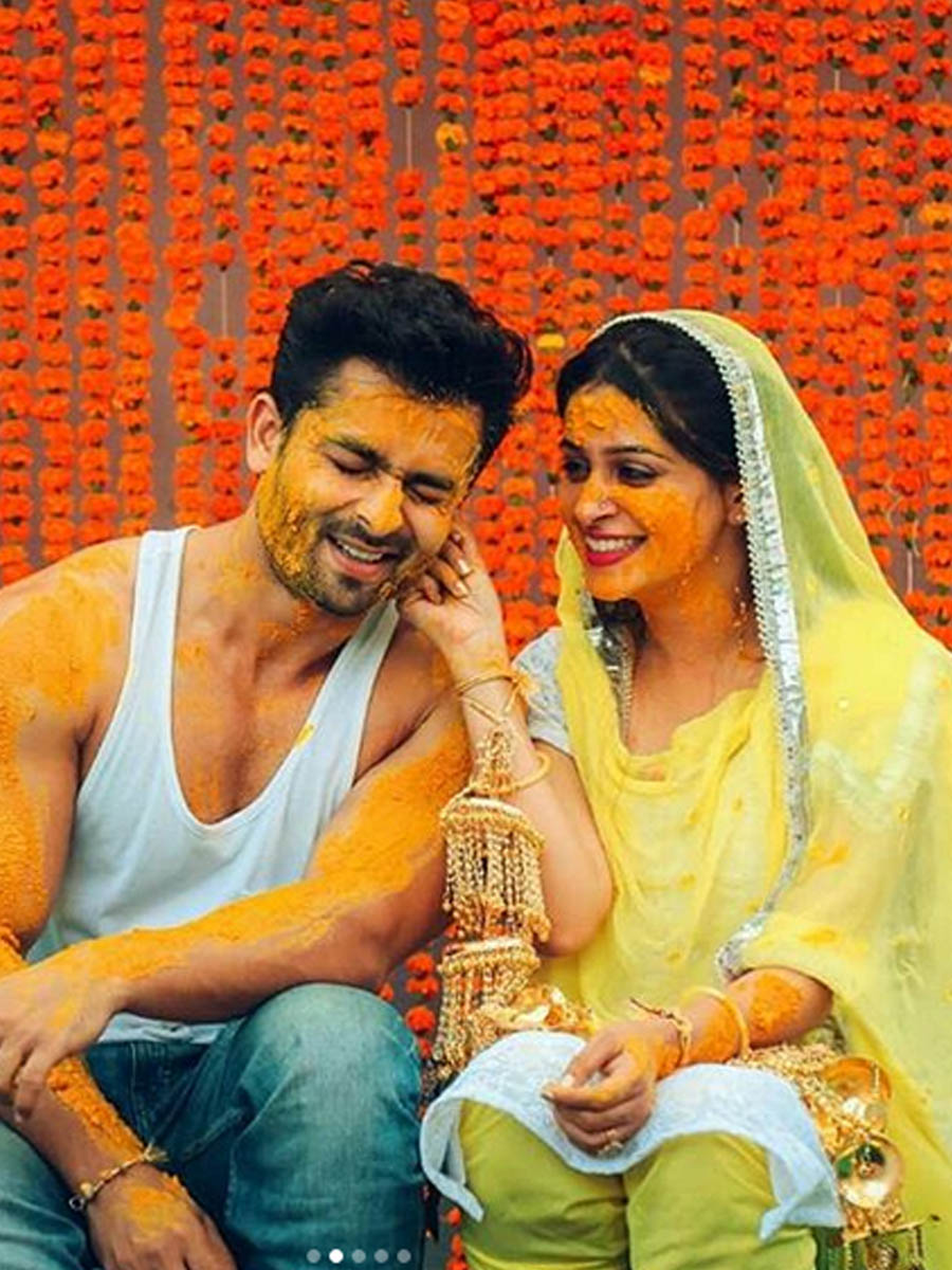 Shoaib Ibrahim-Dipika Kakar's Haldi Cermony