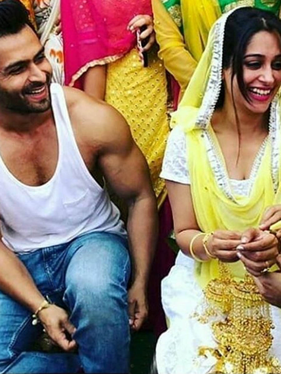 Shoaib Ibrahim-Dipika Kakar's Haldi Cermony