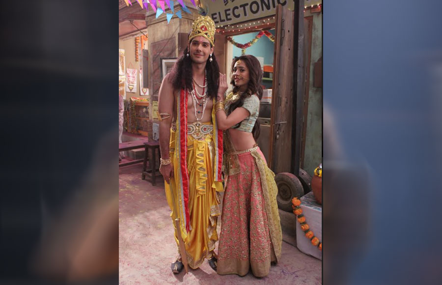 Hiba-Nikhil turn Radha-Krishna for Holi 