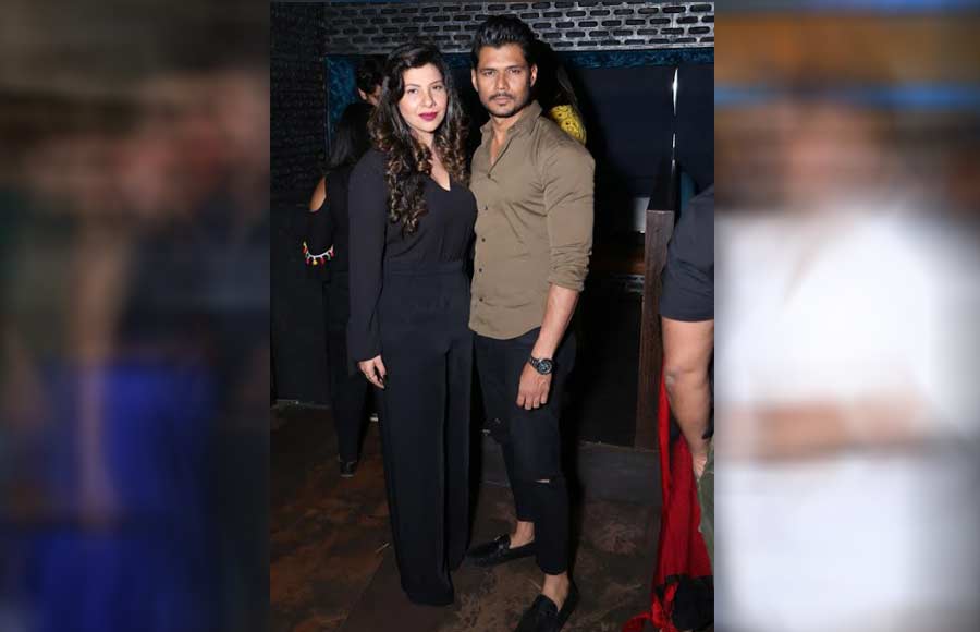 In pics: Shani's wrap-up party! 