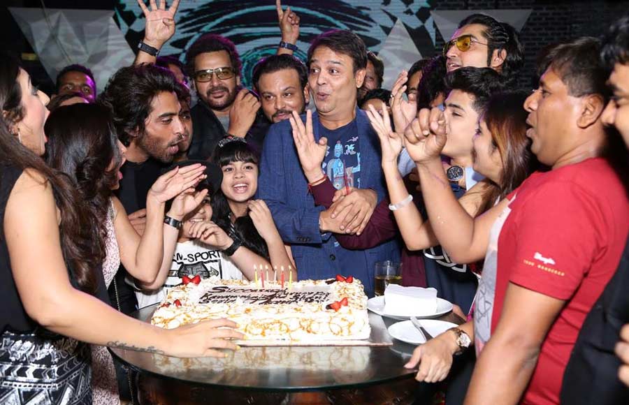 In pics: Shani's wrap-up party! 