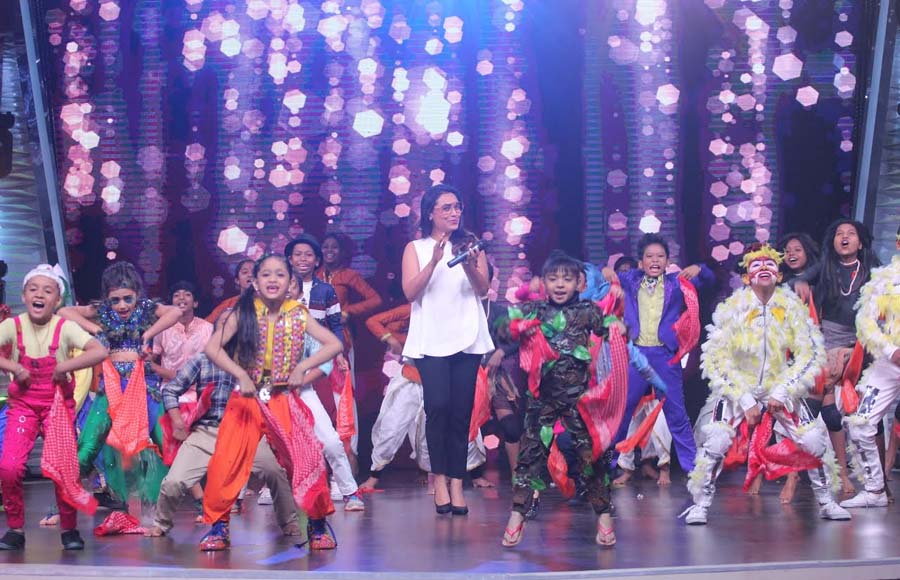 Rani Mukherjee graces Zee TV's DID Li'l Masters 4