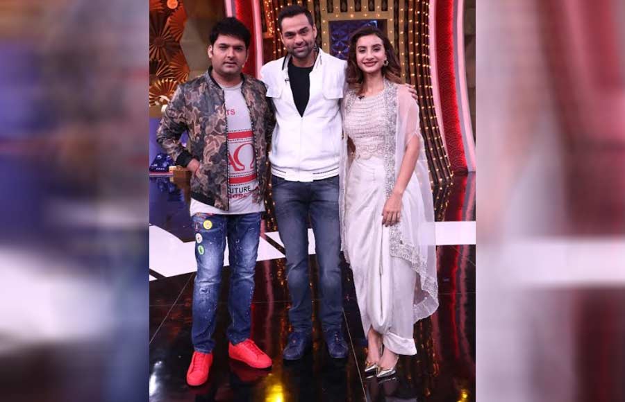 Abhay Deol and Patralekha grace Sony TV's Family Time With Kapil Sharma