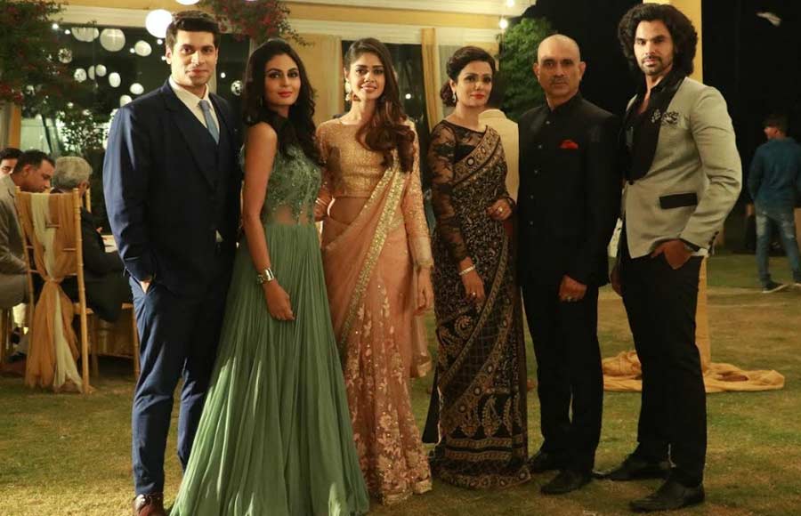 Glamorous party on the sets of Yeh Pyaar Nahi Toh Kya Hai