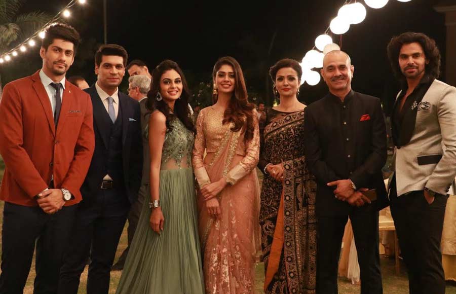 Glamorous party on the sets of Yeh Pyaar Nahi Toh Kya Hai