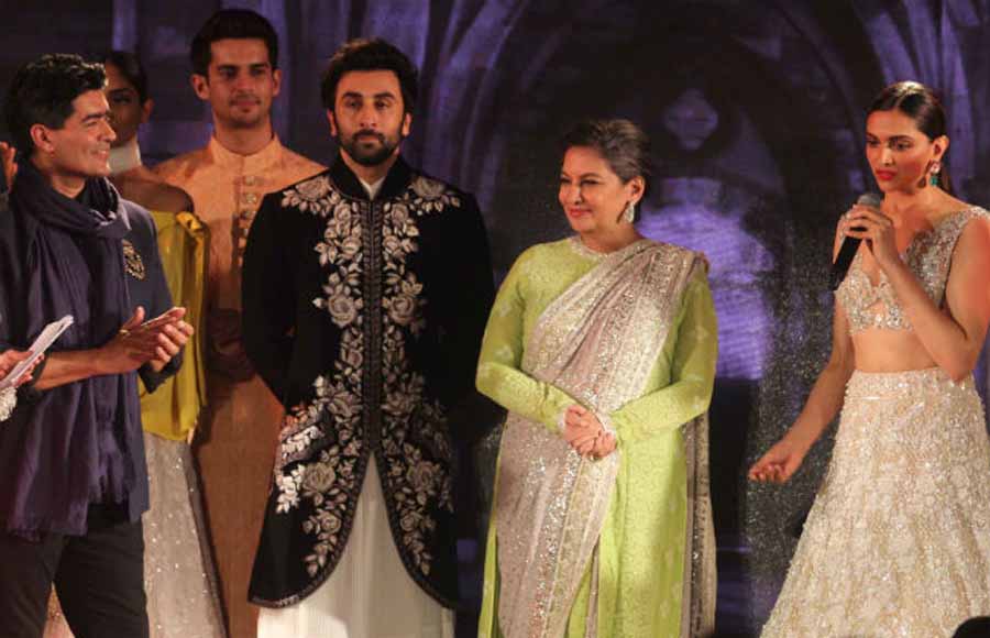 Ex-lovers Ranbir-Deepika walk hand-in-hand for Manish Malhotra 