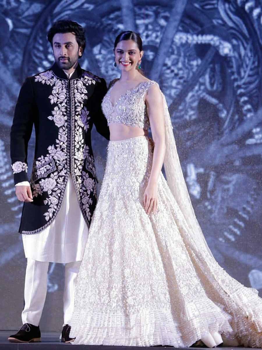 Ex-lovers Ranbir-Deepika walk hand-in-hand for Manish Malhotra 