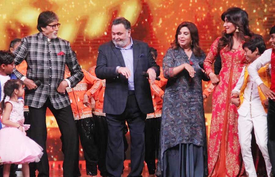 Superstars Amitabh Bachchan and Rishi Kapoor on the sets of DID Li'l Masters