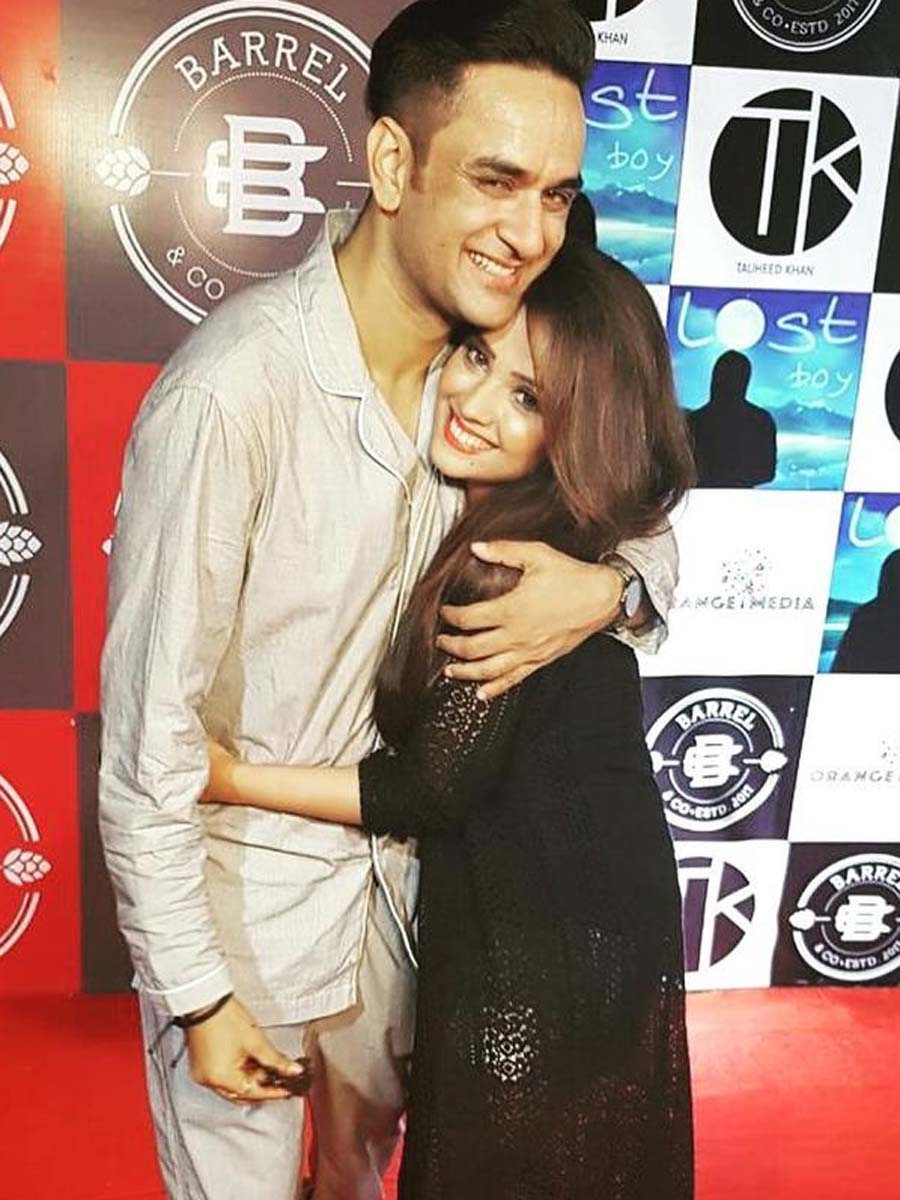 Celebs party hard at Vikas Gupta's birthday bash 