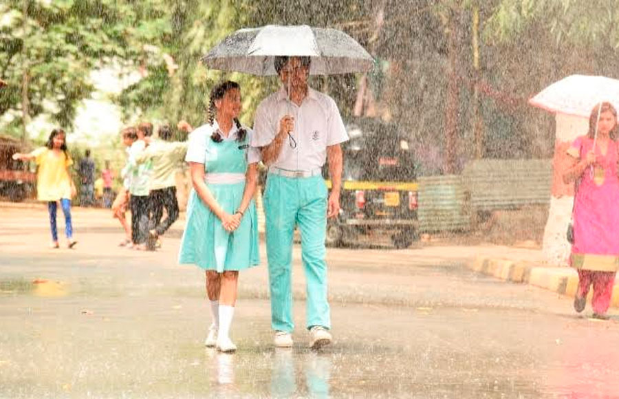 Sameer and Naina's rain romance in Yeh Un Dinon Ki Baat Hai