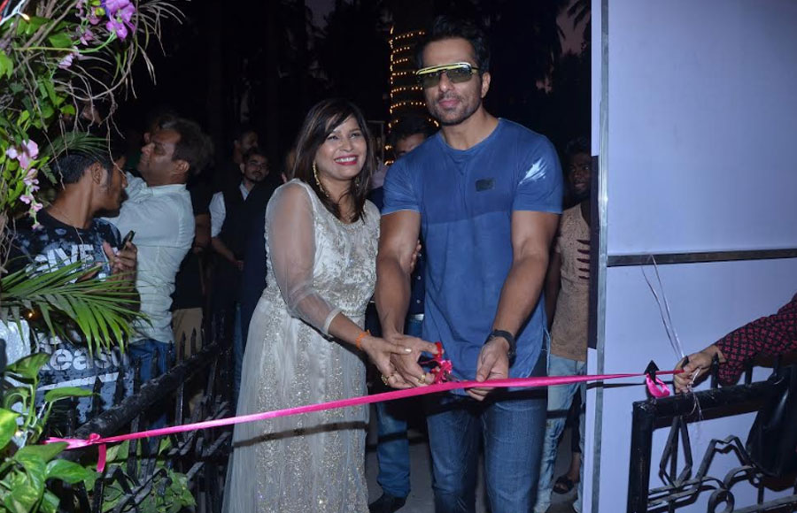 Celebs attend Lakme Salon launch 