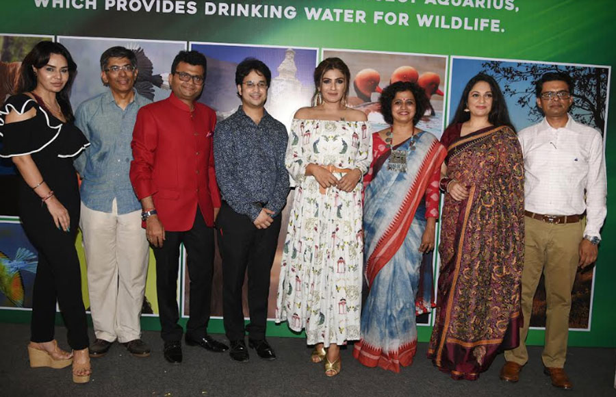 Raveena Tandon & Gracy Singh grace wildlife photography exhibition