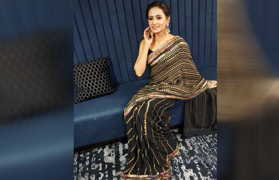 Actress Dazzle in beautiful sarees