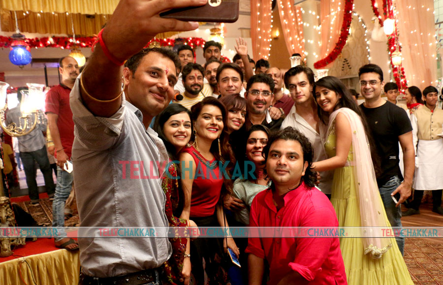 In pics: Yeh Rishta's grand celebrations on completing 2700 episodes 