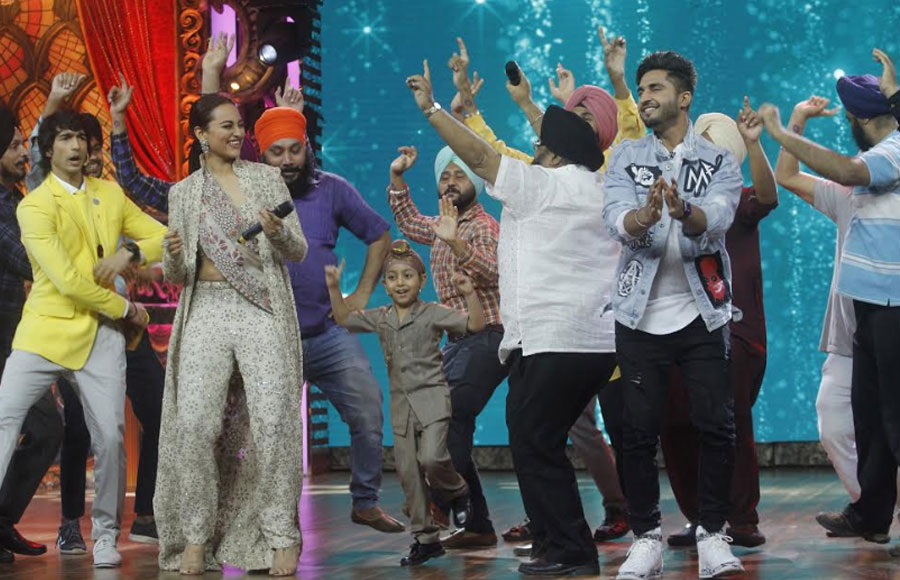 Sonakshi Sinha and Jassi Gill grace the sets of India's Best Dramebaaz