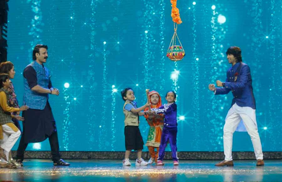 Janmashtami celebrations on India's Best Dramebaaz with Team Paltan