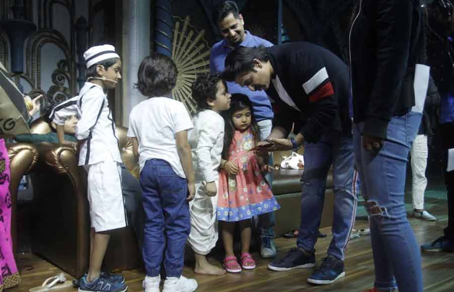 Vivek’s Birthday celebration on the sets of India’s Best Dramebaaz   