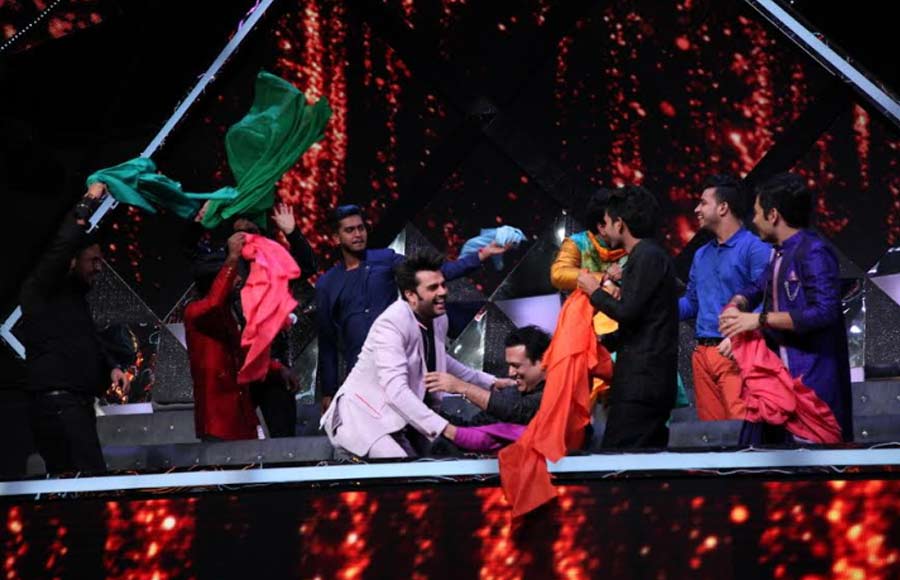 Govinda on the sets of Indian Idol