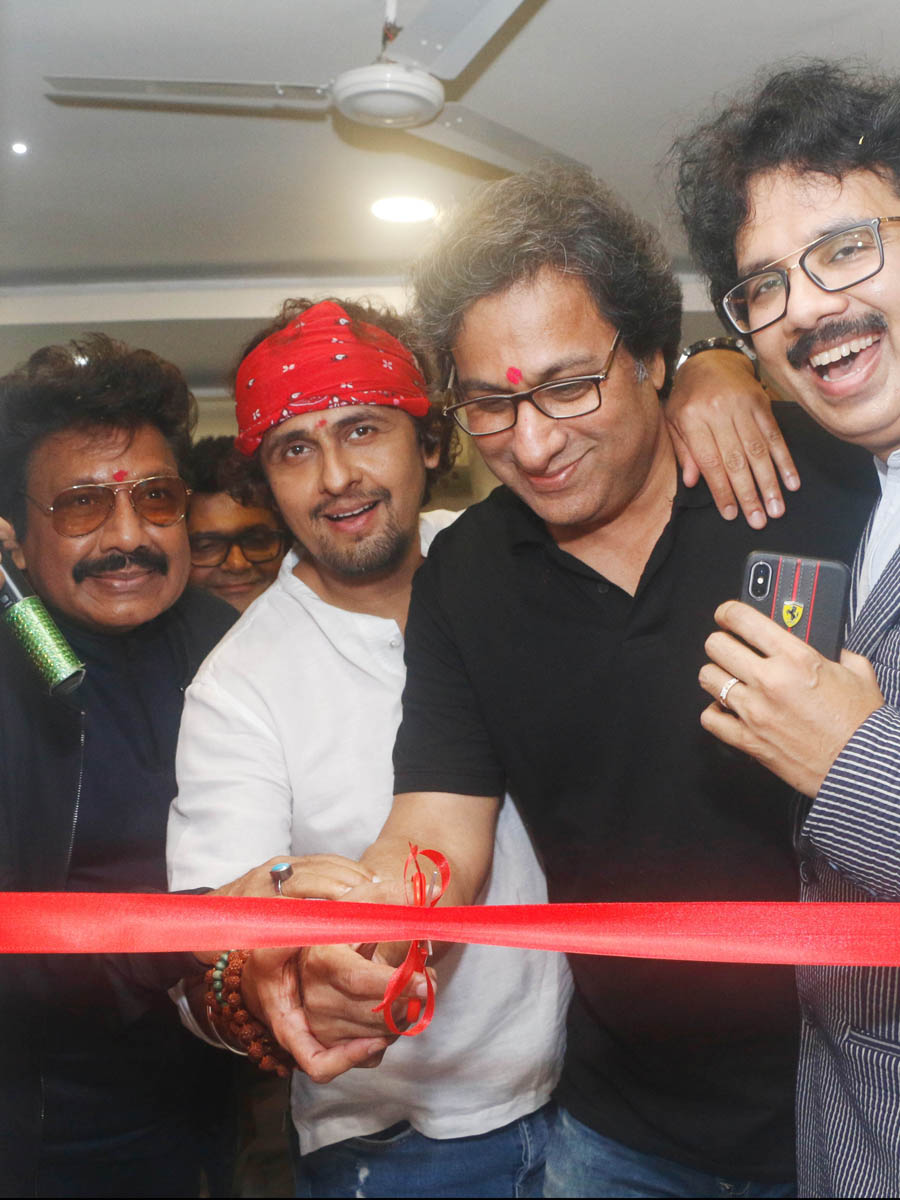 Sonu Nigam and Talat Aziz inaugurate Jeetu Shankar's Music Academy & Recording Studio