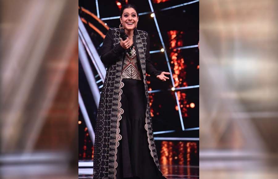 Kajol and Ajay Devgn grace Indian Idol