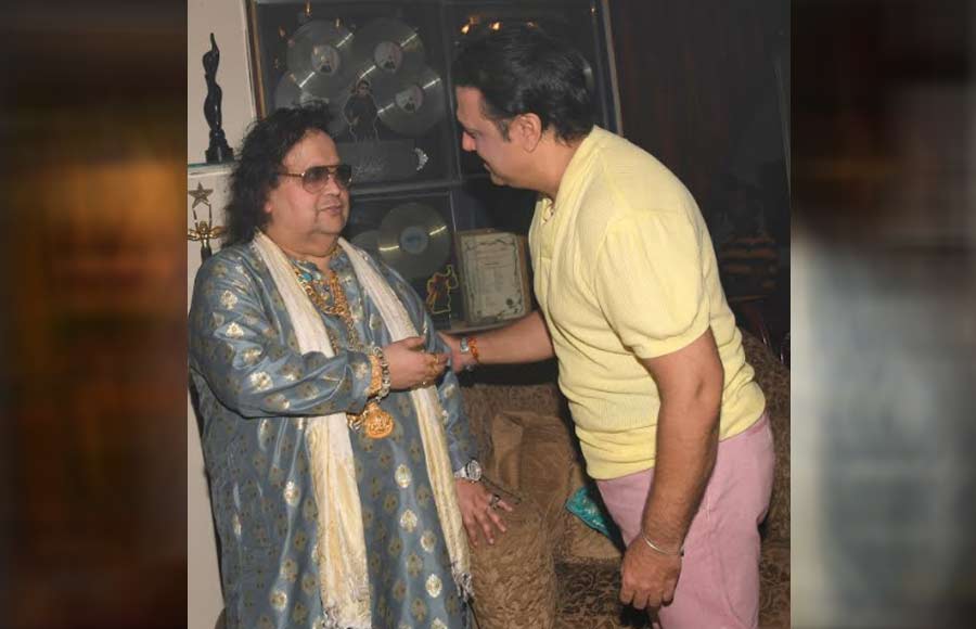 Bappi Lahiri hosted Lakshmi puja at his residence