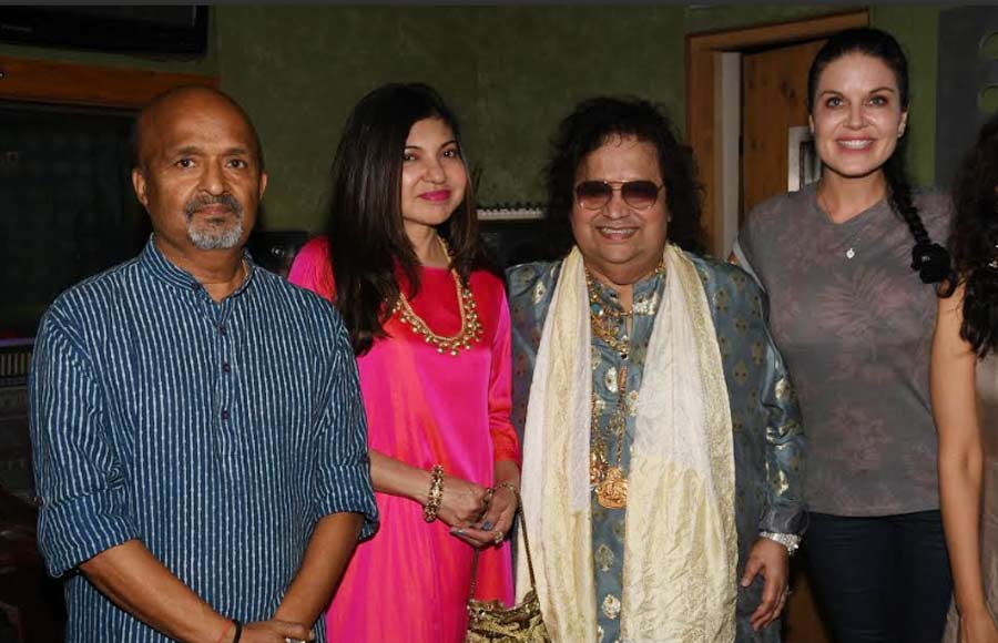 Bappi Lahiri hosted Lakshmi puja at his residence