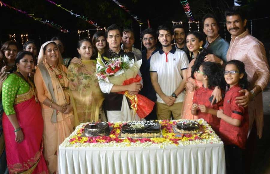 Mohsin Khan celebrates his birthday on the sets of Yeh Rishta 