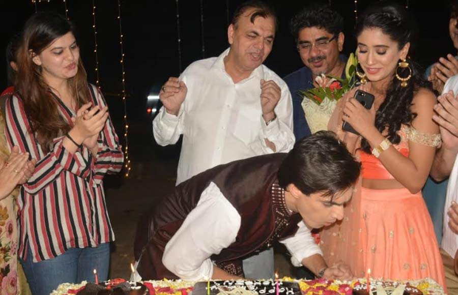 Mohsin Khan celebrates his birthday on the sets of Yeh Rishta 