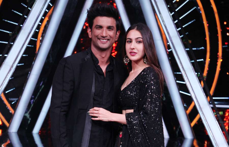 Sara Ali Khan and Sushant Singh Rajput on Indian Idol 10