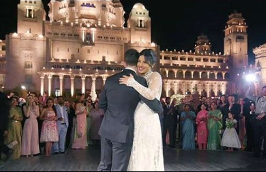 We can't still get over Priyanka and Nick's wedding Photos 