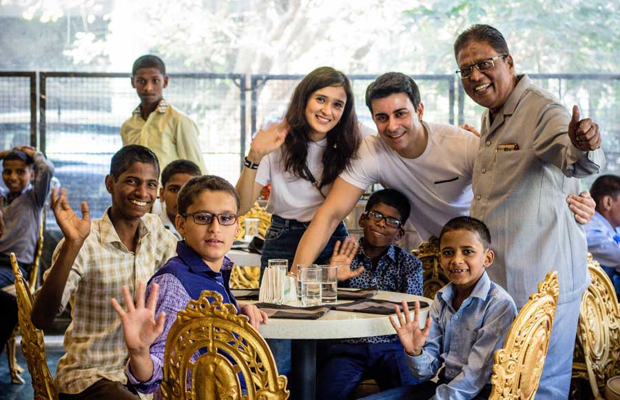 Gautam and Pankhuri celebrate Christmas with NGO kids  