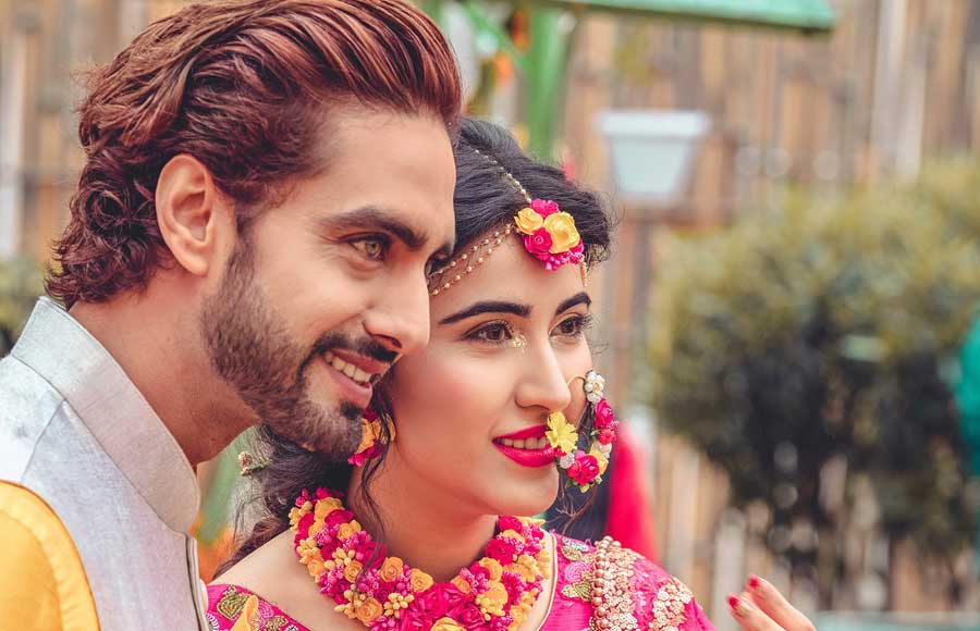 Take a look at Rohit Purohit- Sheena Bajaj’s haldi and Mehendi pictures 