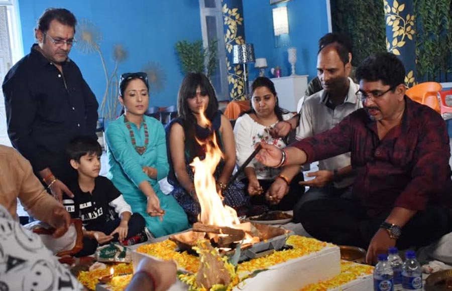 Havan on the set of Yeh Rishtey Hain Pyaar Ke