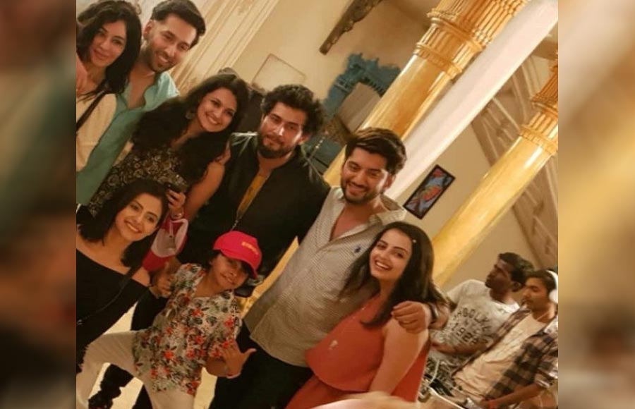 In pics: Ishqbaaaz team's farewell party on the sets