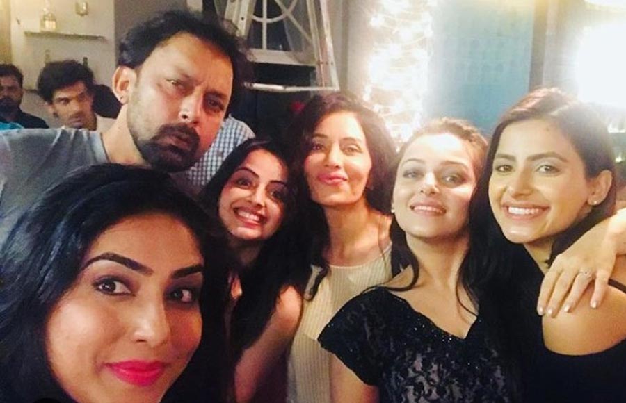 In pics: Ishqbaaaz team's farewell party on the sets