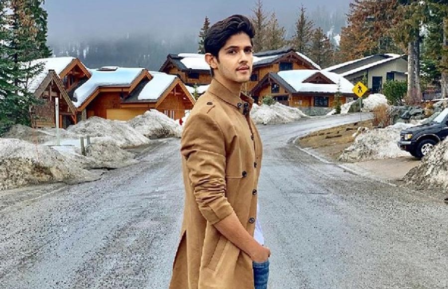 Rohan Mehra and Kanchi Singh enjoy vacation in Canada