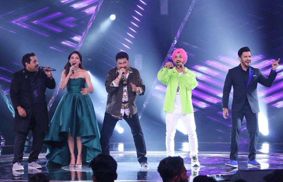 Kumar Sanu graces Colors' The Rising Star 3