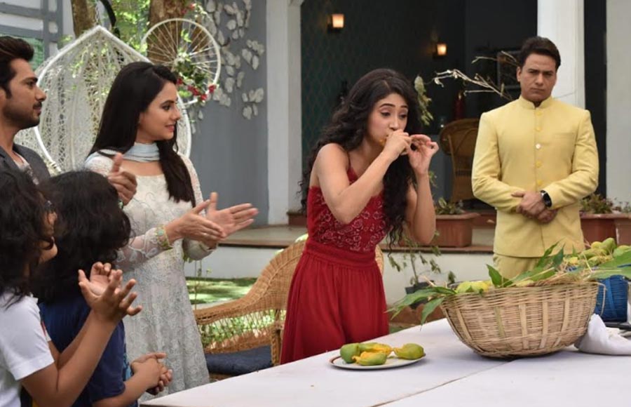 In pics: Mango competition in Yeh Rishta Kya Kehlata Hai