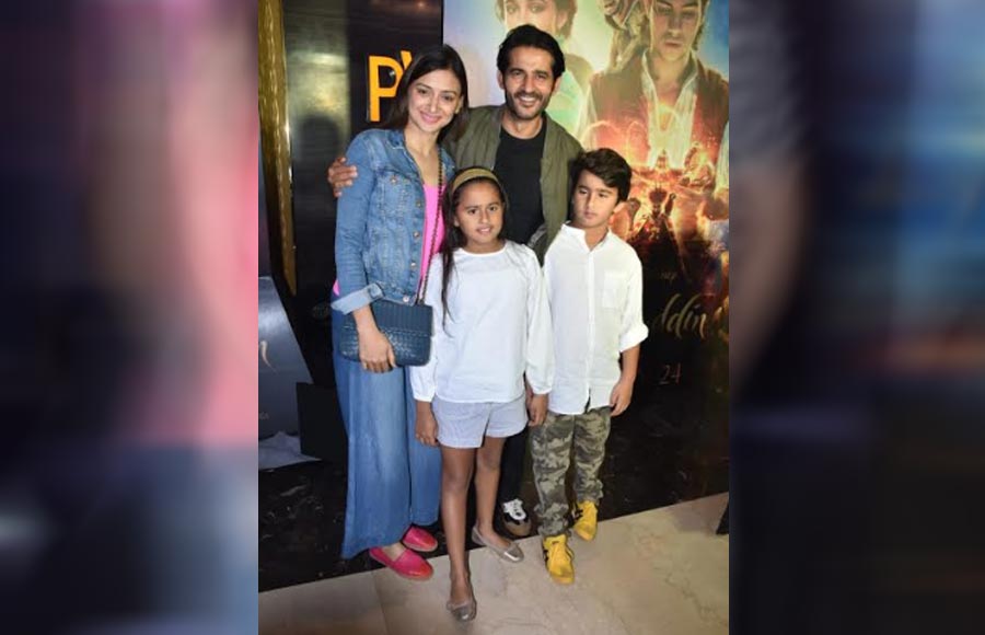 Popular TV celebrities attend Aladdin's special screening!