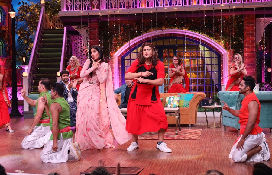  Salman and Katrina have a gala time on the sets of The Kapil Sharma Show 