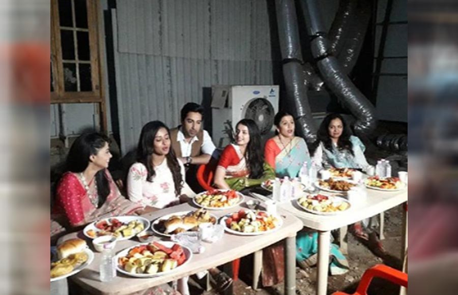 Iftar party on the sets of Ek Bhram Sarvagun Sampanna