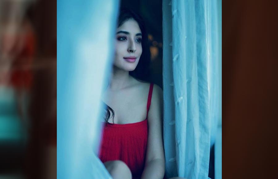 In pics: Kritika Kamra sizzles in red 