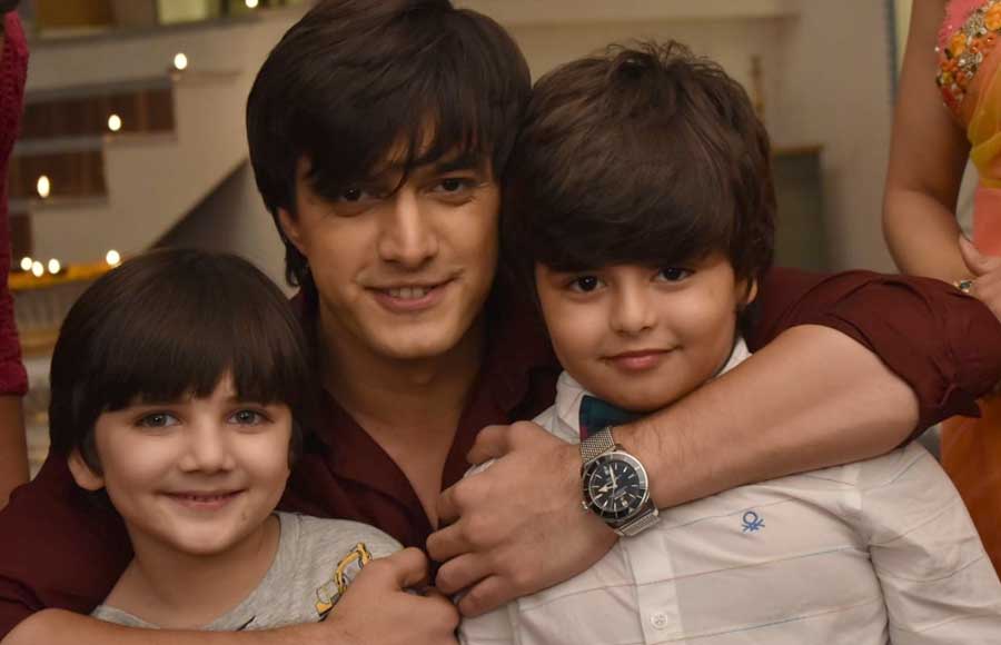 Birthday celebration on the sets of Yeh Rishta Kya Kehlata Hai 