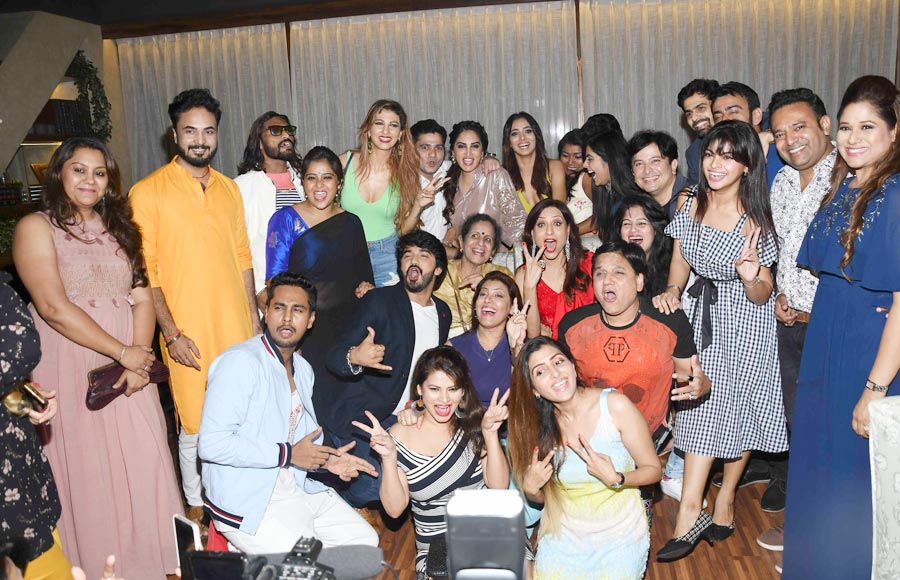 Bigg Boss 1 finalist and actress Smita Gondkar celebrates the success of Bigg Boss Marathi with contestants