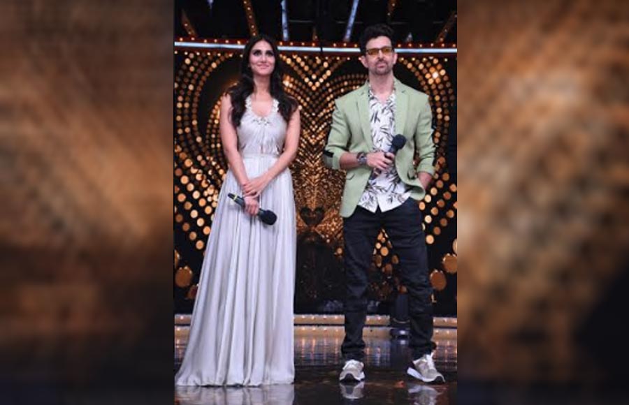 Hrithik Roshan, Vaani Kapoor and Tiger Shroff on the sets of Nach Baliye 9